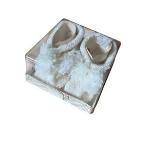 Vintage crochet made in japan booties‎